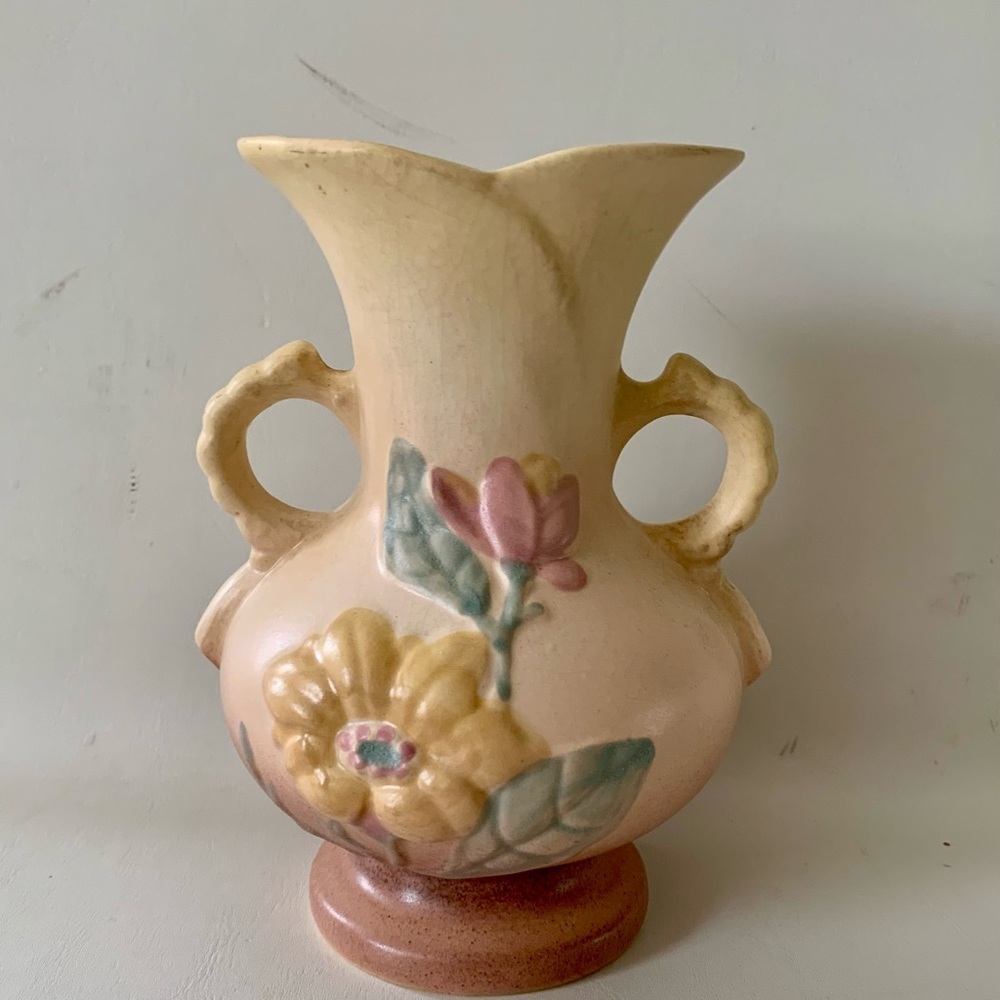 Vintage Hull Art Pottery USA Vase H 6 1/2 Inch